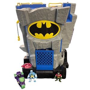Batman Batcave Fold-up Fisher Price Imaginext Playset 2007.